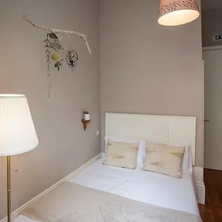 Auberge de jeunesse Being *